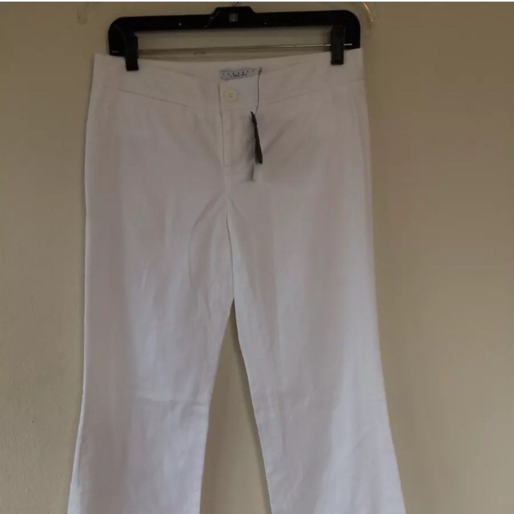 Laundry by Shelli Segal white slacks, size 4